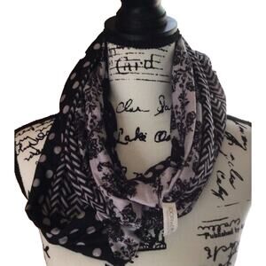 Infinity Scarf Loopy in Love Womens Scarve black n white